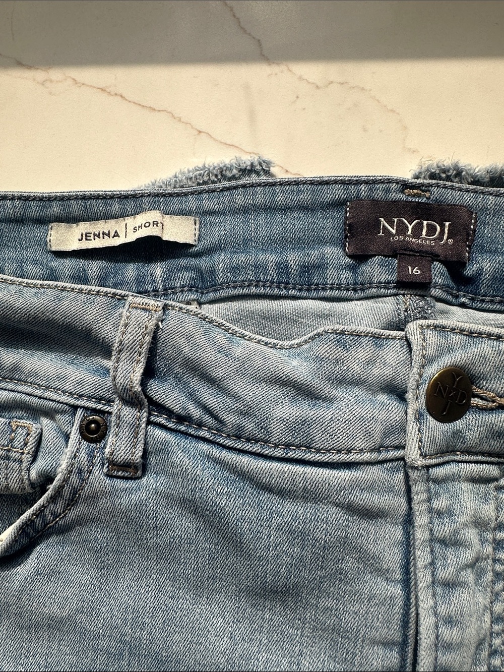 NYDJ High-Rise Jenna Short in Light Blue Denim Size 16
